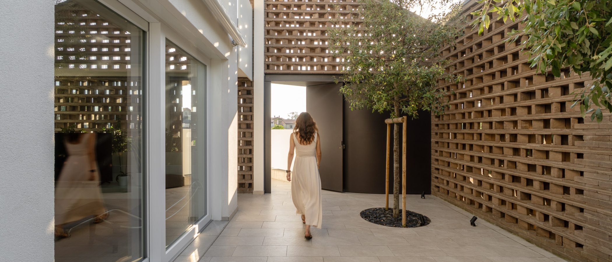 Brick by Brick - Urbana Production-Leggere-7